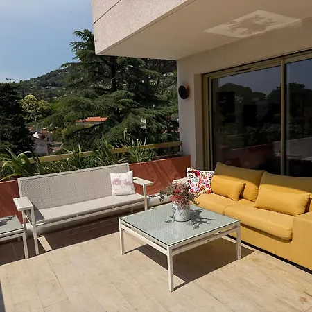 Διαμέρισμα Touchlux Apartments -300M Rooftop Penthouse & Designer Apartment-Cannes Κάννες