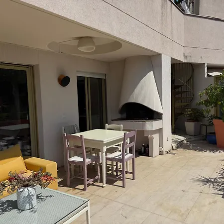 Touchlux Apartments -300M Rooftop Penthouse & Designer Apartment-Cannes *