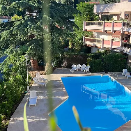 アパート Borromees